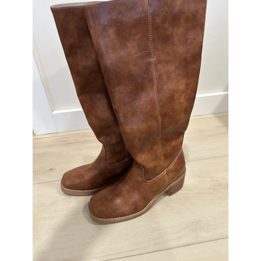 Amazon Essentials Women's KneeHigh Riding Boots Size 7.5